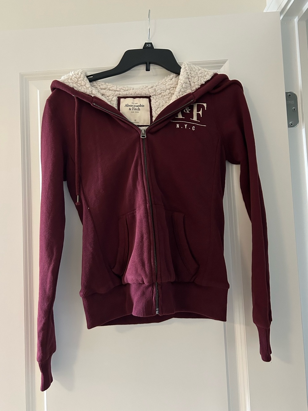 Abercrombie & Fitch Burgundy Zip-Up Sherpa Hoodie